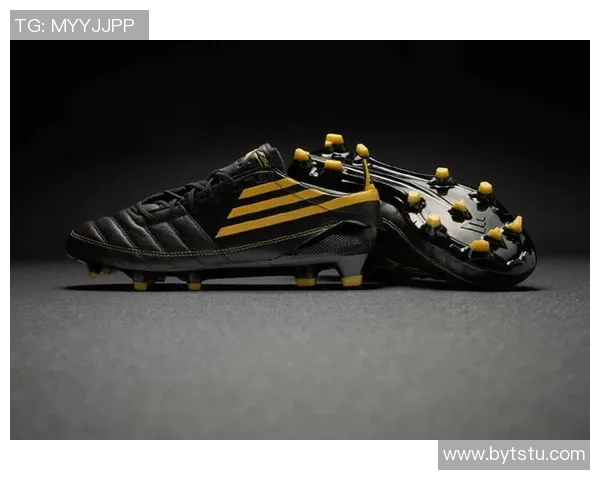 经典复古风潮回归 男款足球鞋推荐与搭配指南 经典复古风潮回归 男款足球鞋推荐与搭配指南